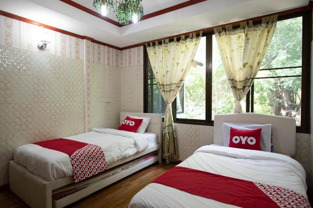 Oyo 402 ラクナティー リゾート ナコーンパトム エクステリア 写真